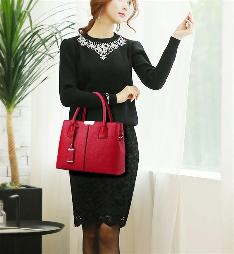 Luxury Women’s Leather Handbag – Elegant Designer Shoulder & Crossbody Bag