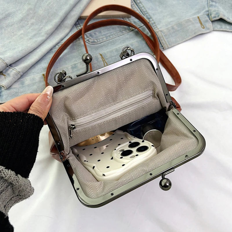 Vintage Style Women Handbag Brown Versatile Designer Shoulder Bag PU Leather Ladys Shell Purses Crossbody Bags