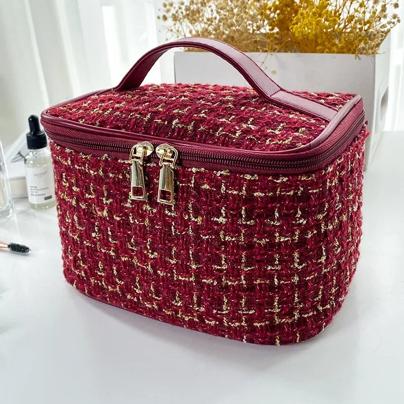 2026 New Women's Bag Knitted Style Makeup Bag Portable Portable Portable Makeup Bag Fashionable Large Storage Bag BX100