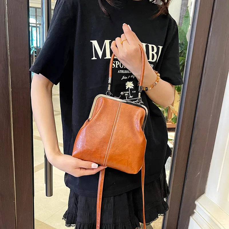 Vintage Style Women Handbag Brown Versatile Designer Shoulder Bag PU Leather Ladys Shell Purses Crossbody Bags