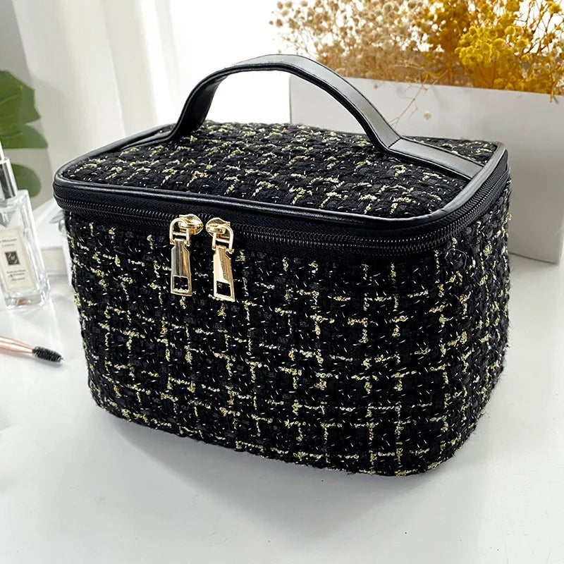 2026 New Women's Bag Knitted Style Makeup Bag Portable Portable Portable Makeup Bag Fashionable Large Storage Bag BX100