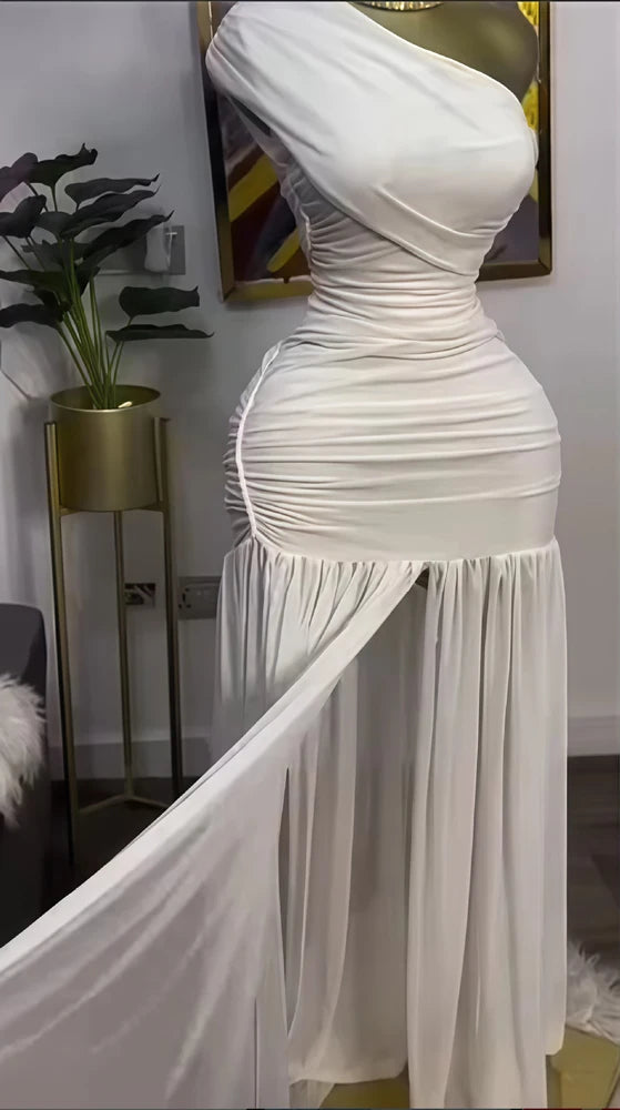 Elegant Sleeveless Evening Maxi Dress