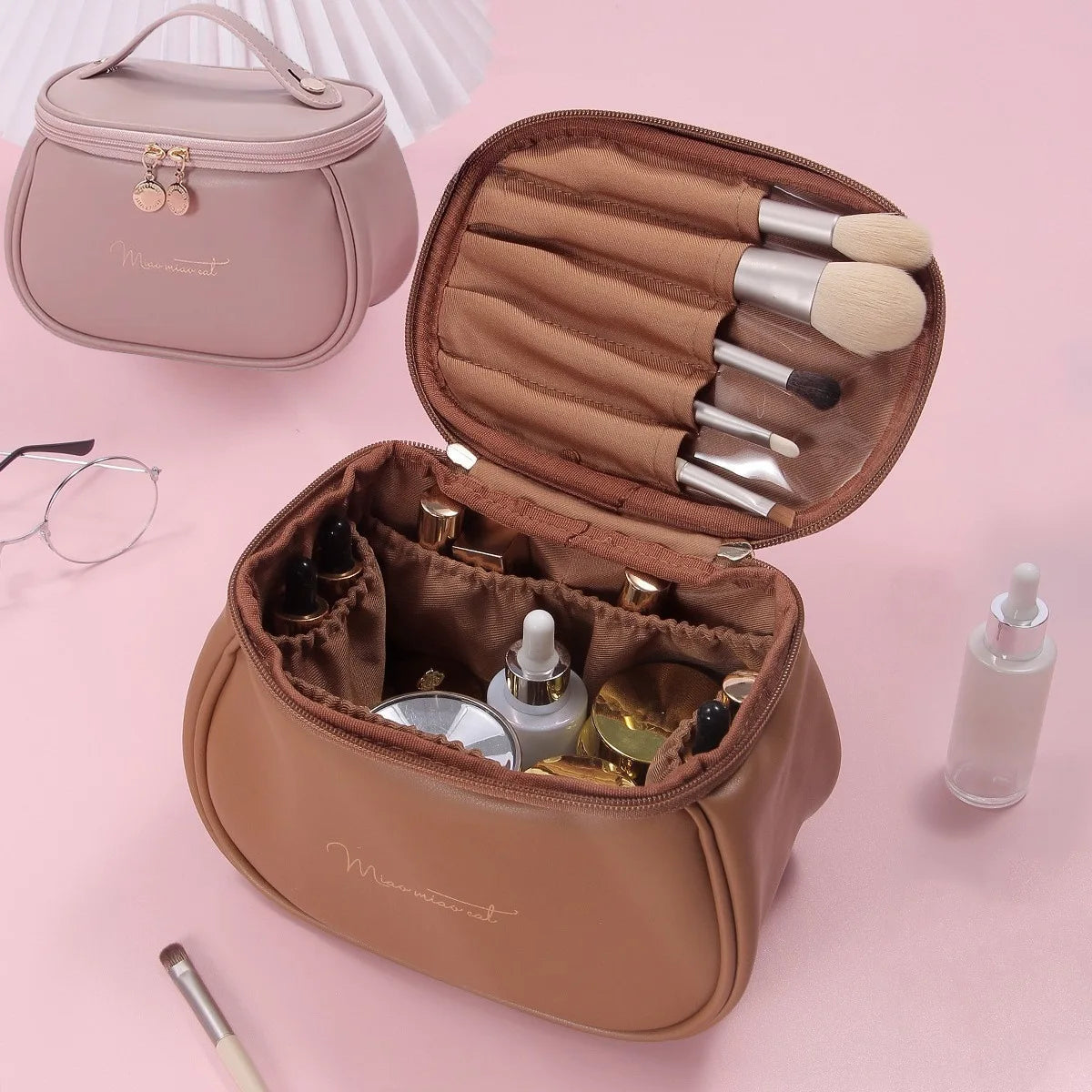 Women's Large-Capacity Portable High-End Waterproof Makeup Bag, Large Capacity PU Leather Wash Bag, Travel Cosmetics Storage Bag