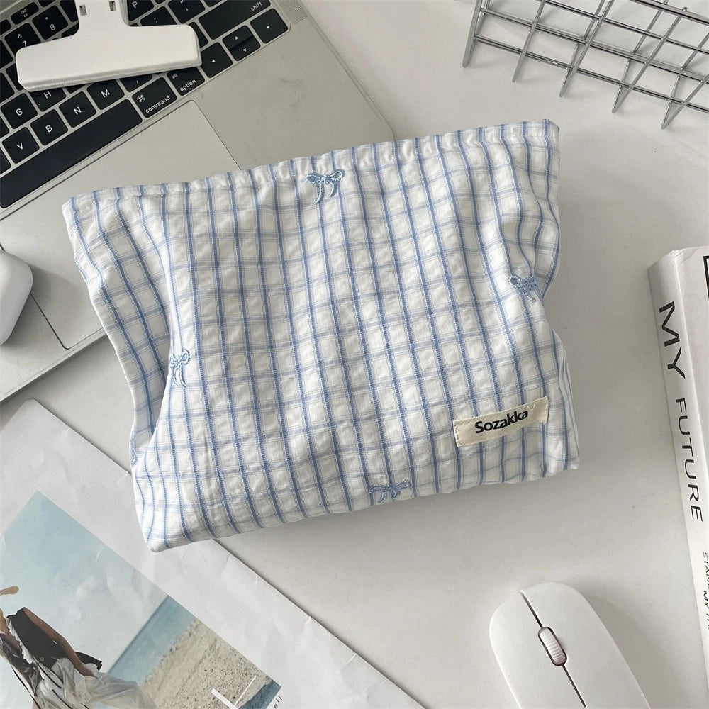 Striped Plaid Embroidered Makeup Bag Women Cosmetic Bag Portable Zipper Makeup Travel Organizer Female Toiletry Storage Pouch