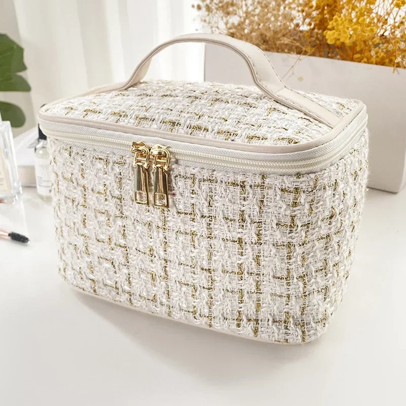 2026 New Women's Bag Knitted Style Makeup Bag Portable Portable Portable Makeup Bag Fashionable Large Storage Bag BX100
