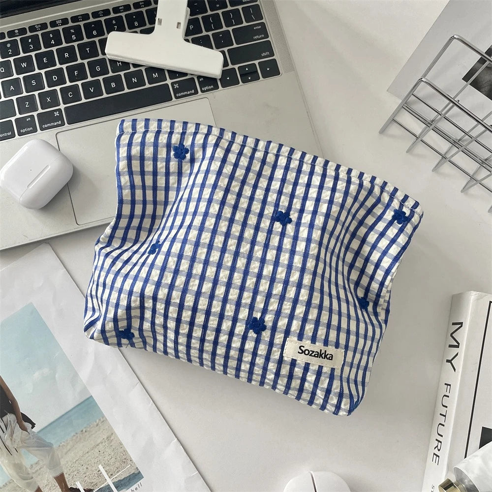 Striped Plaid Embroidered Makeup Bag Women Cosmetic Bag Portable Zipper Makeup Travel Organizer Female Toiletry Storage Pouch