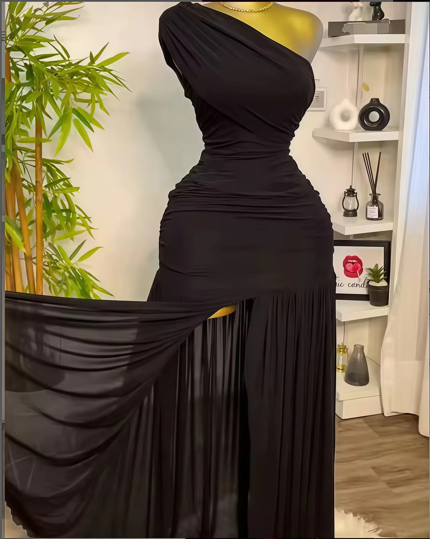 Elegant Sleeveless Evening Maxi Dress