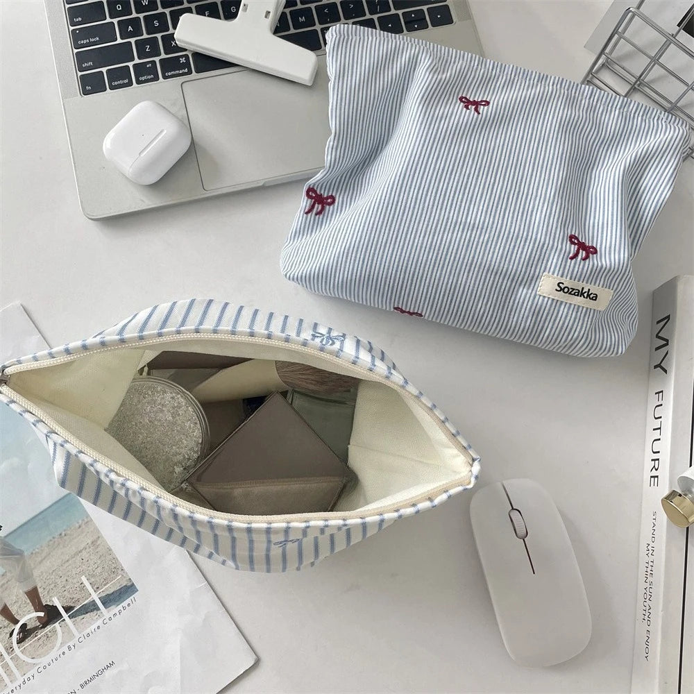 Striped Plaid Embroidered Makeup Bag Women Cosmetic Bag Portable Zipper Makeup Travel Organizer Female Toiletry Storage Pouch