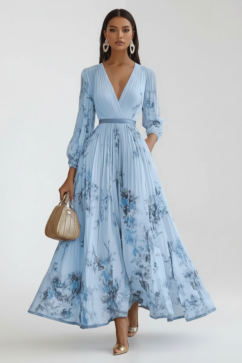 Robe bleue fond blanc