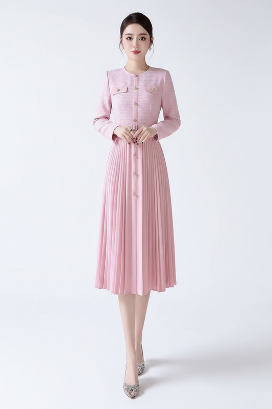 Robe rose fond blanc